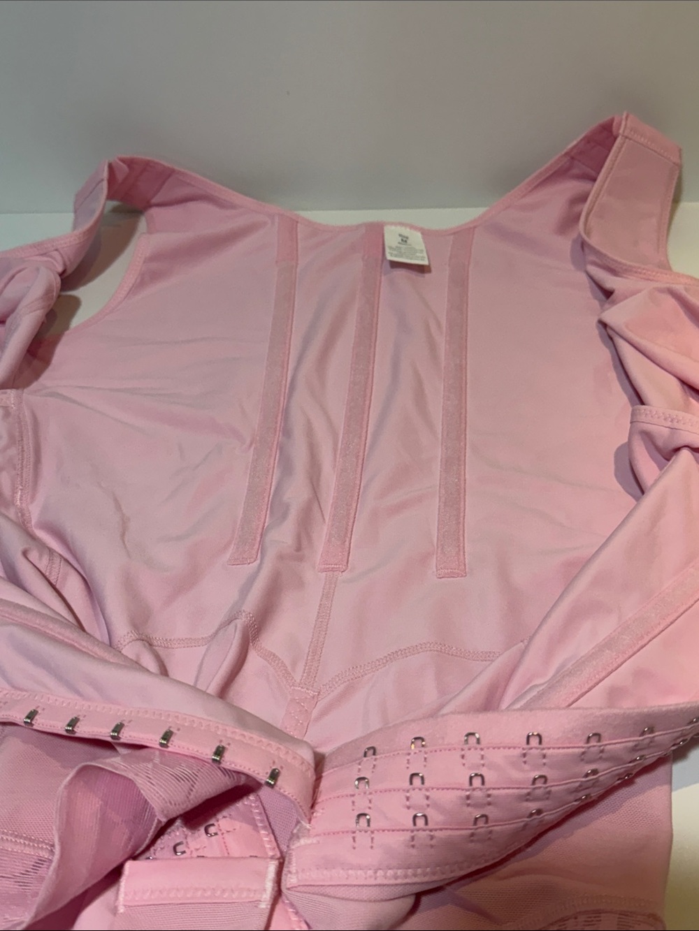 Front-Closure Shaping Bodysuit in Light Pink - Picture 3 of 9